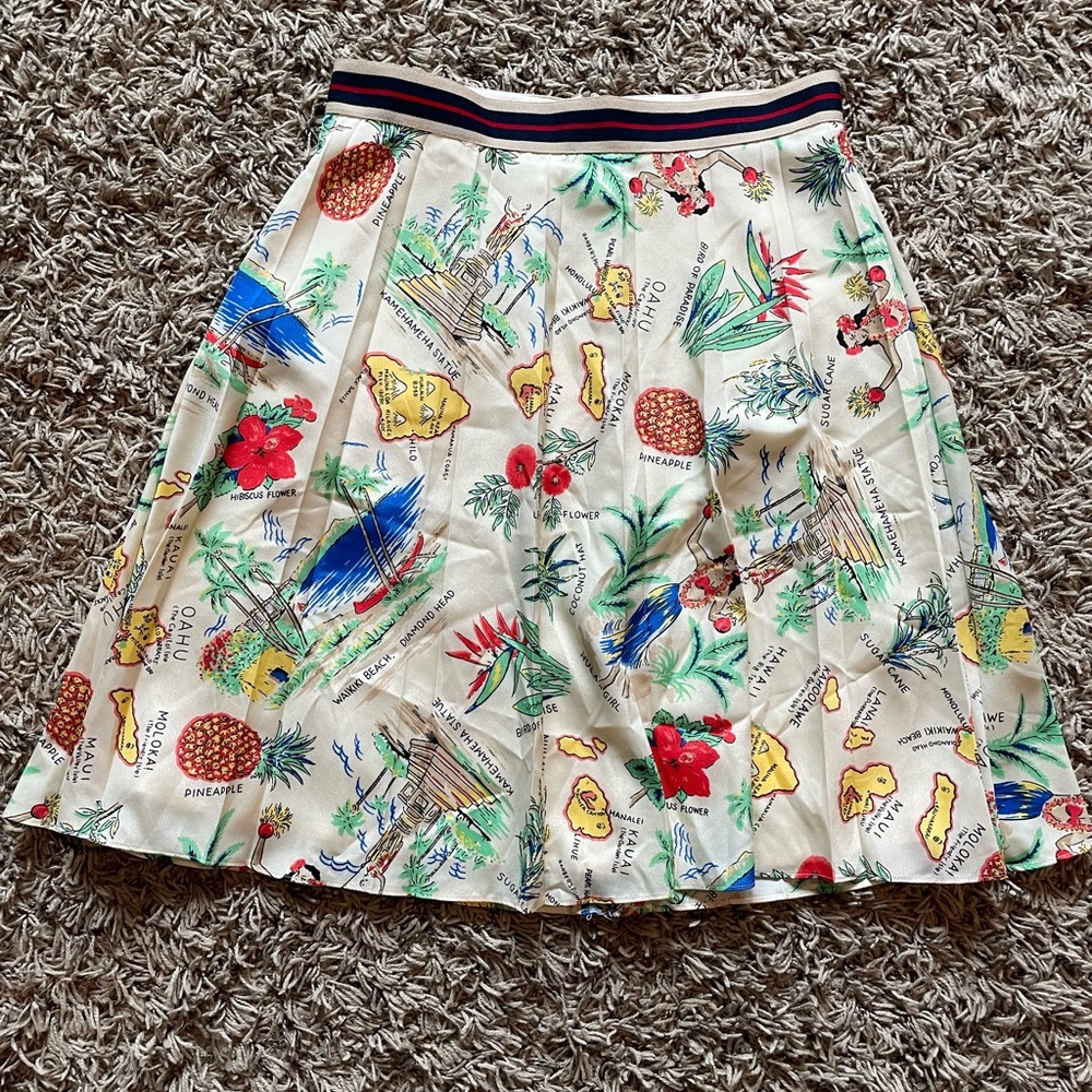 Womens J.crew pleated skirt